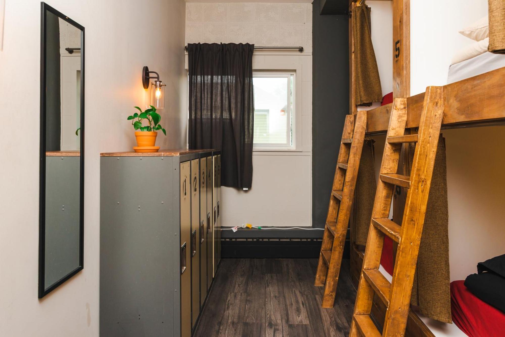 The Haven Hostel Тандер-Бей Екстер'єр фото